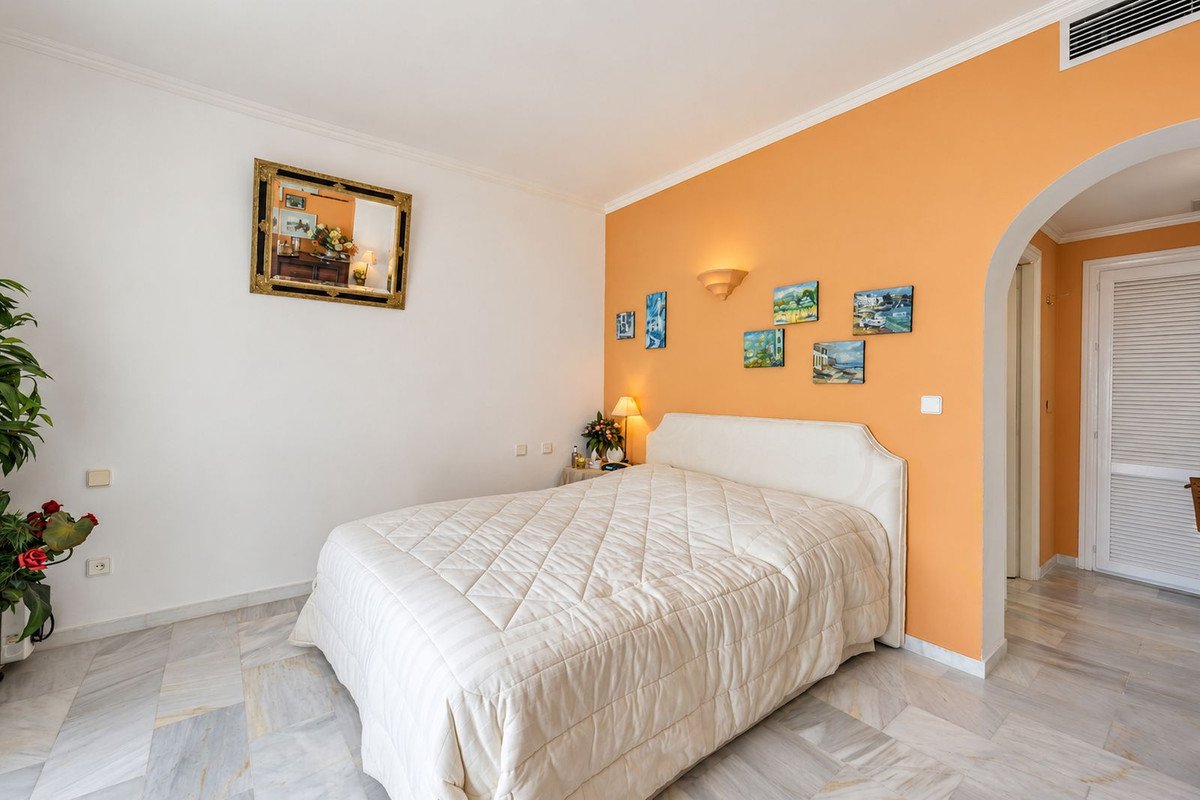 2 Bed Penthouse in La Mairena