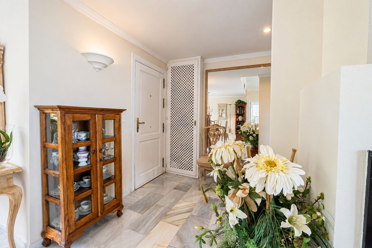 2 Bed Penthouse in La Mairena