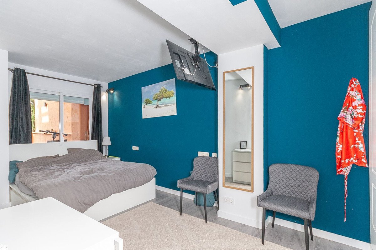 3 Bed Ground Floor Apartment in Elviria
