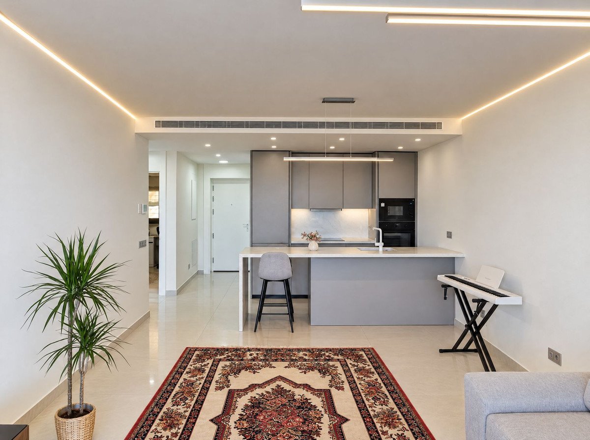 2 Bed Middle Floor Apartment in Fuengirola
