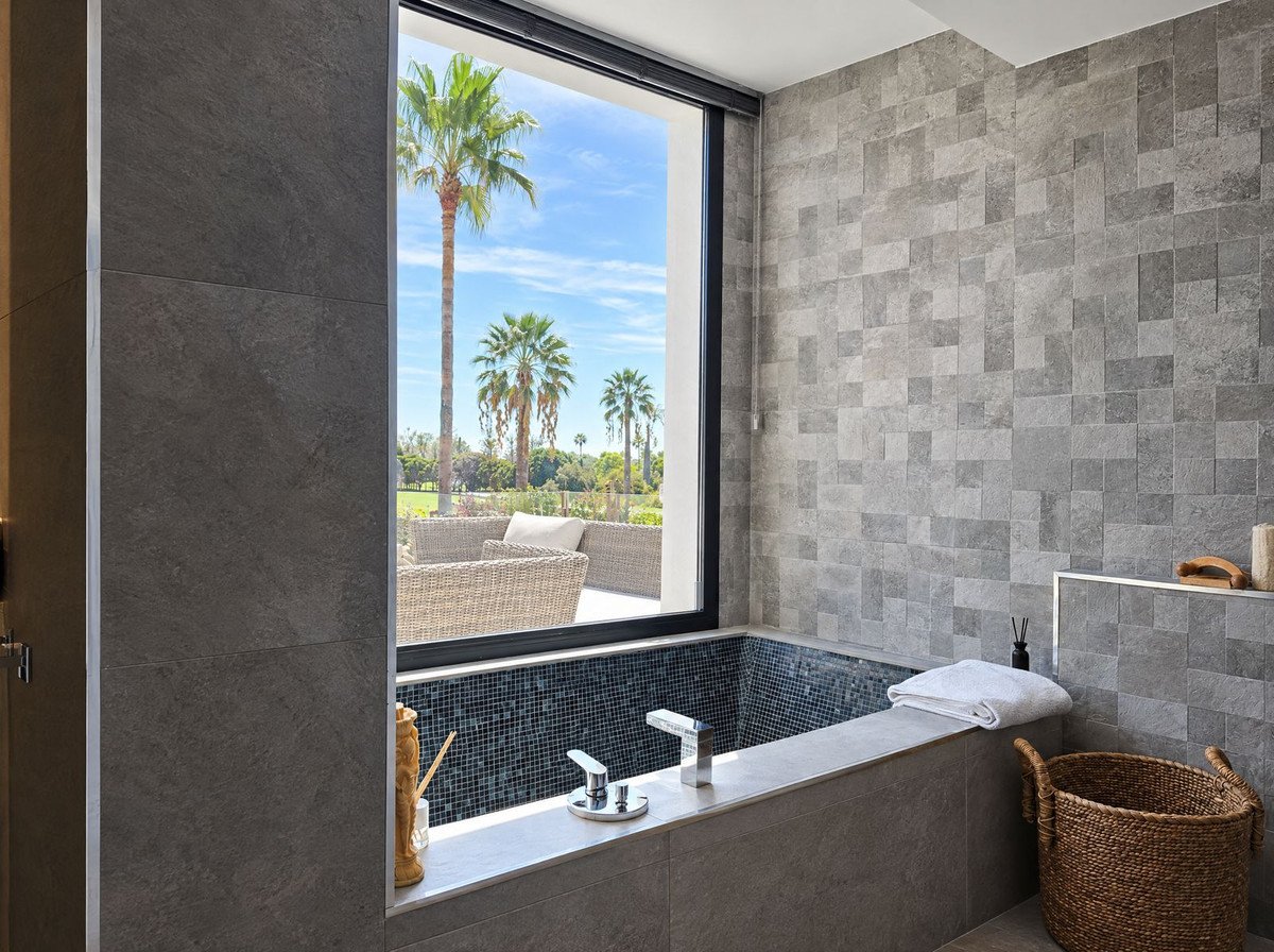 4 Bed Detached Villa in Nueva Andalucía