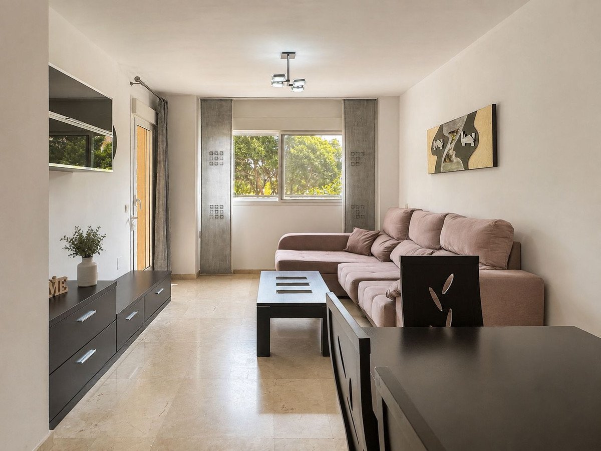 3 Bed Middle Floor Apartment in Torremolinos