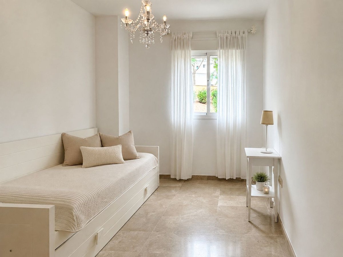 3 Bed Middle Floor Apartment in Torremolinos