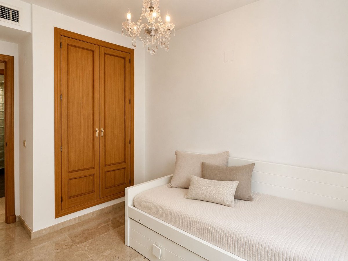3 Bed Middle Floor Apartment in Torremolinos