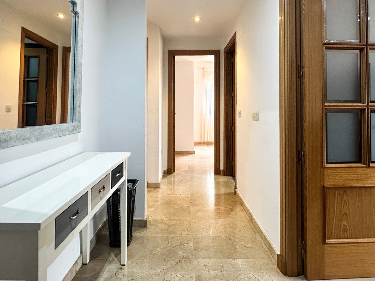3 Bed Middle Floor Apartment in Torremolinos