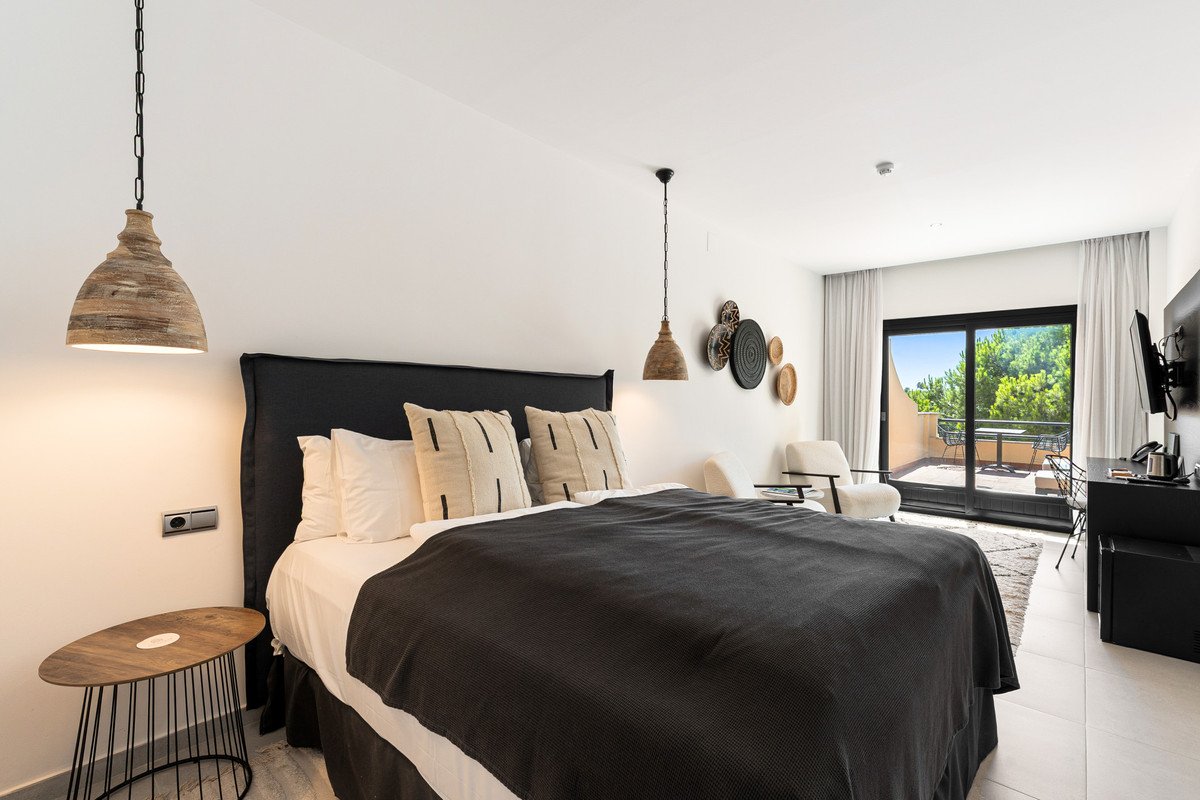 9 Bed Hotel in La Alcaidesa