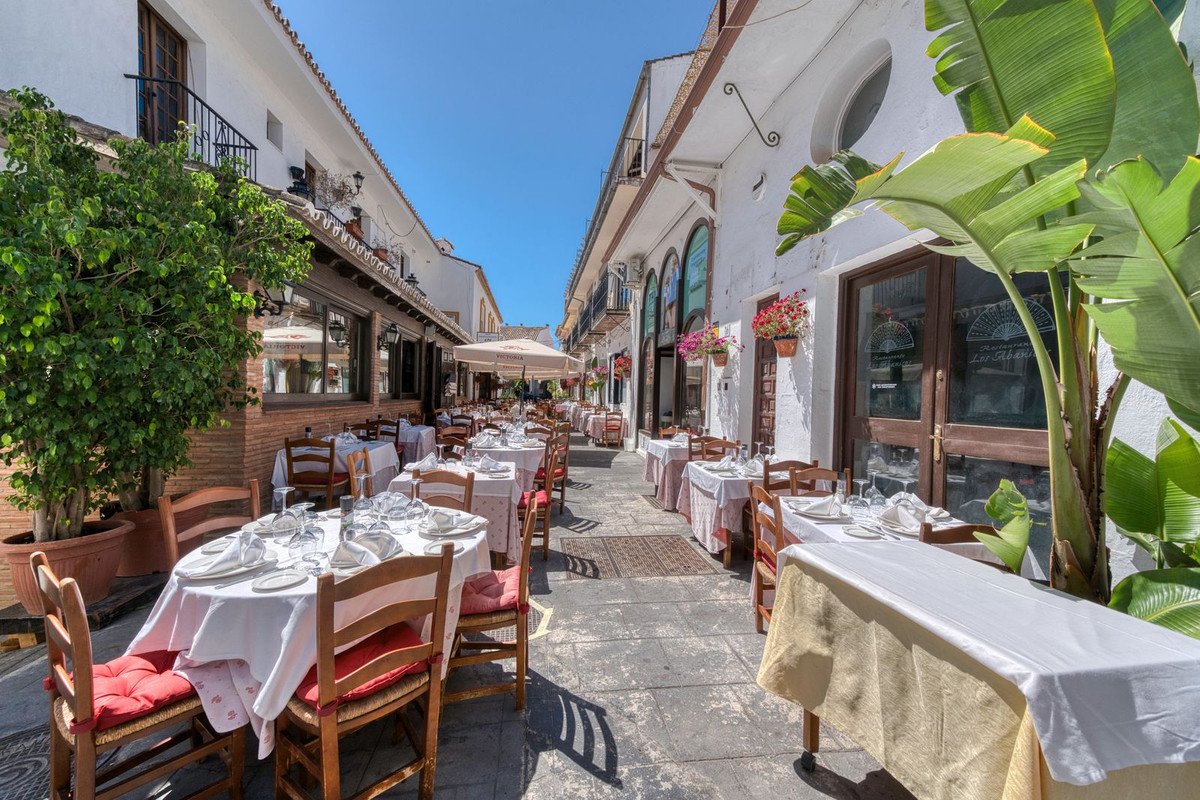3 Bed Townhouse in Benahavís