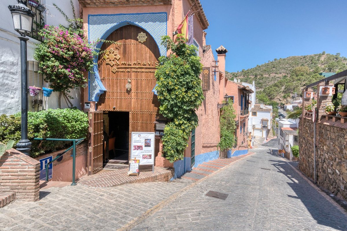 3 Bed Townhouse in Benahavís