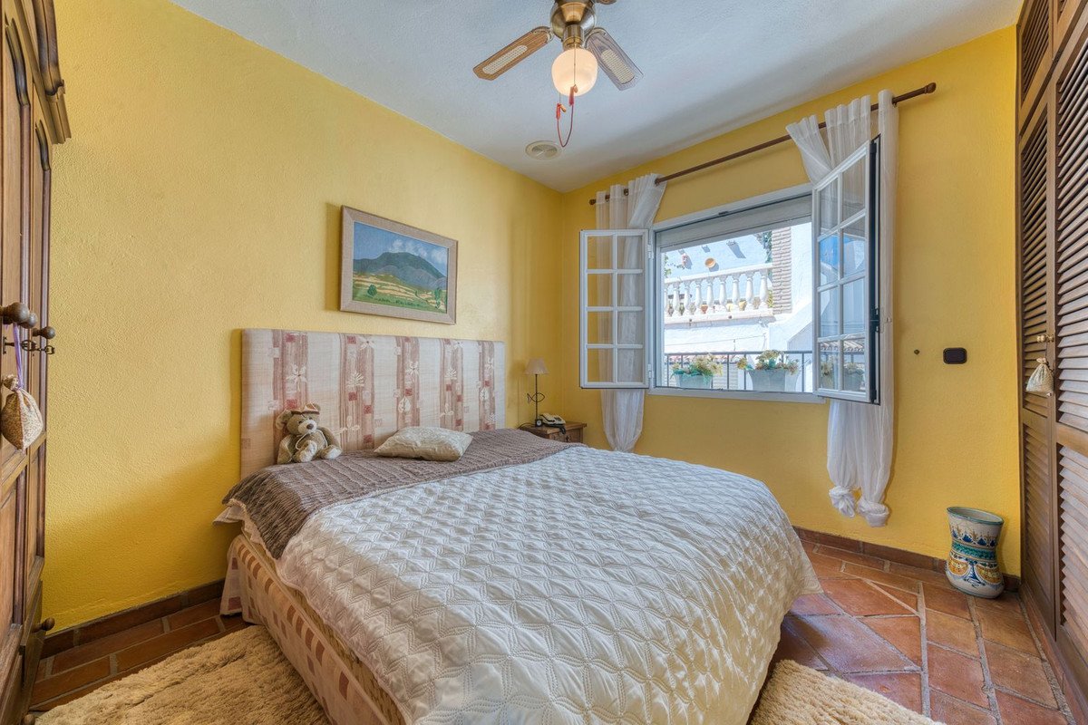 3 Bed Townhouse in Benahavís