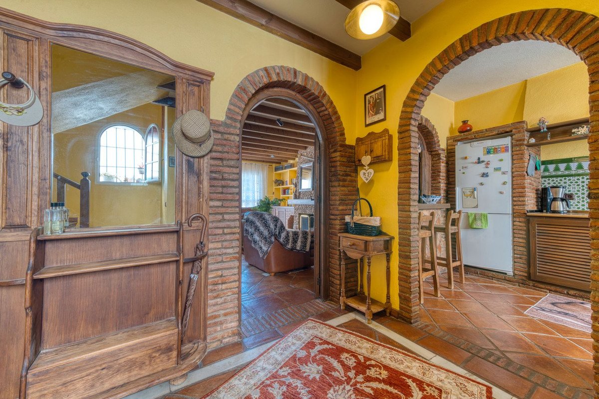 3 Bed Townhouse in Benahavís