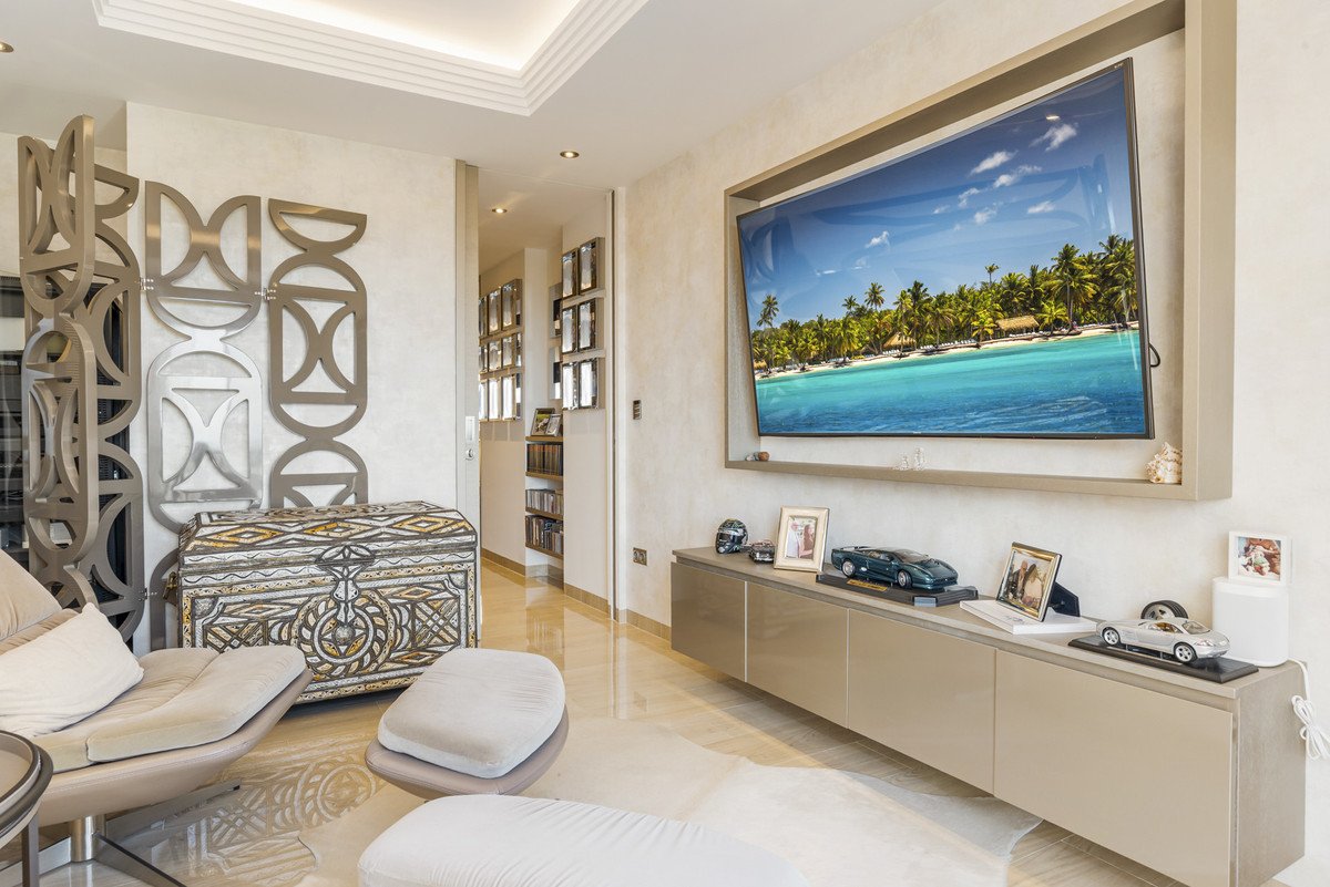4 Bed Penthouse in Benahavís