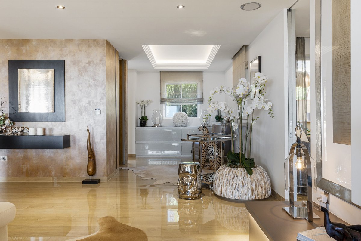 4 Bed Penthouse in Benahavís