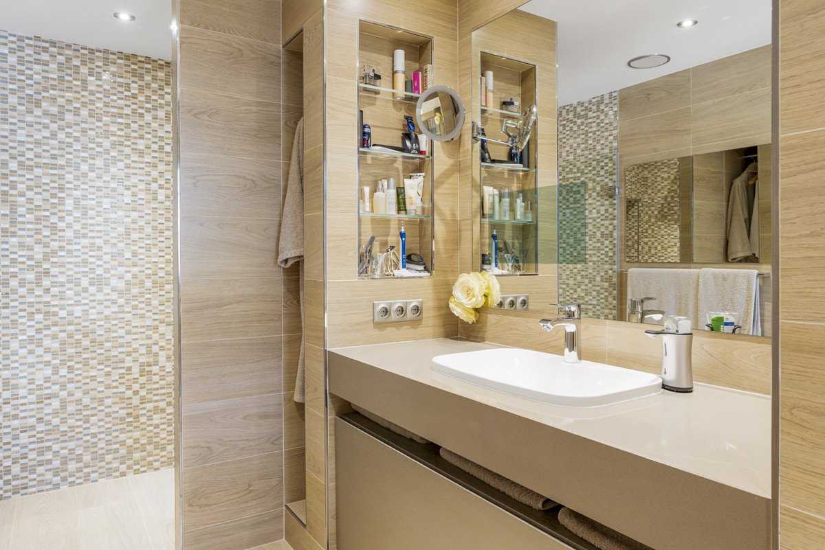 4 Bed Penthouse in Benahavís