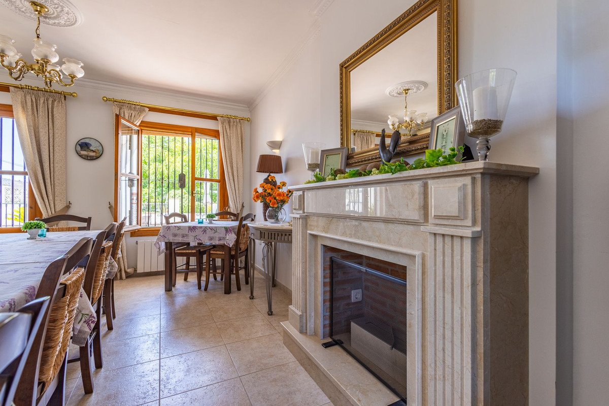 6 Bed Finca - Cortijo in Canillas de Albaida
