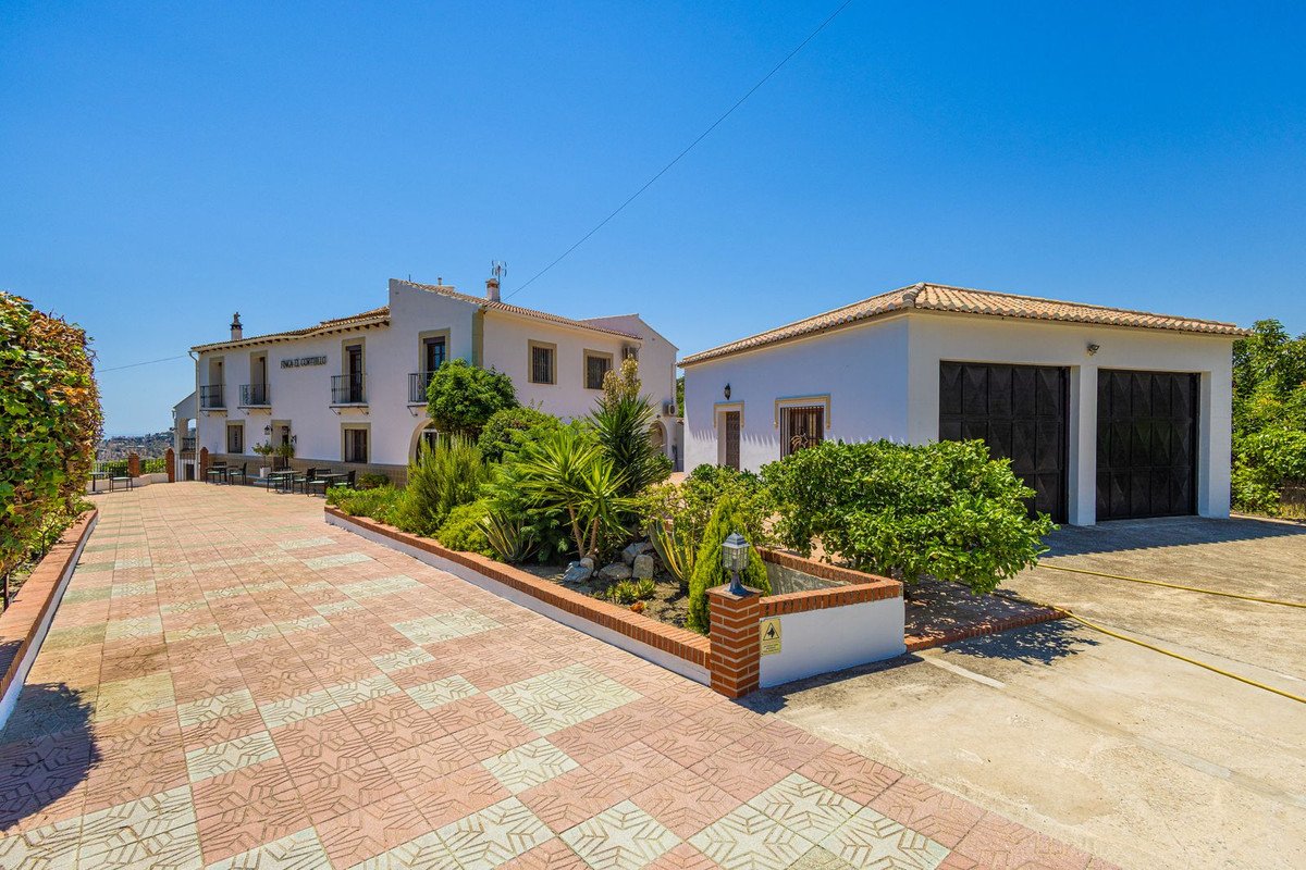 6 Bed Finca - Cortijo in Canillas de Albaida