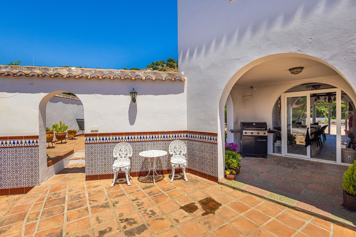 6 Bed Finca - Cortijo in Canillas de Albaida