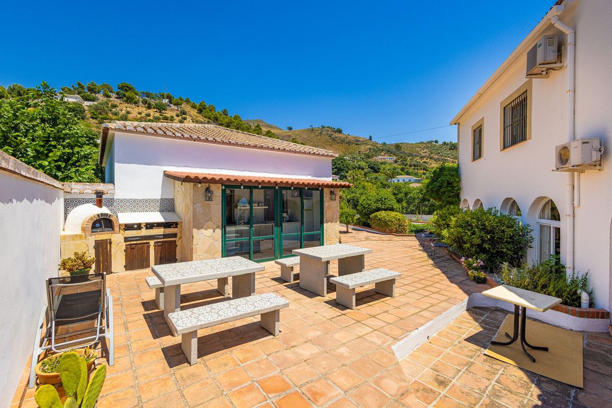 6 Bed Finca - Cortijo in Canillas de Albaida