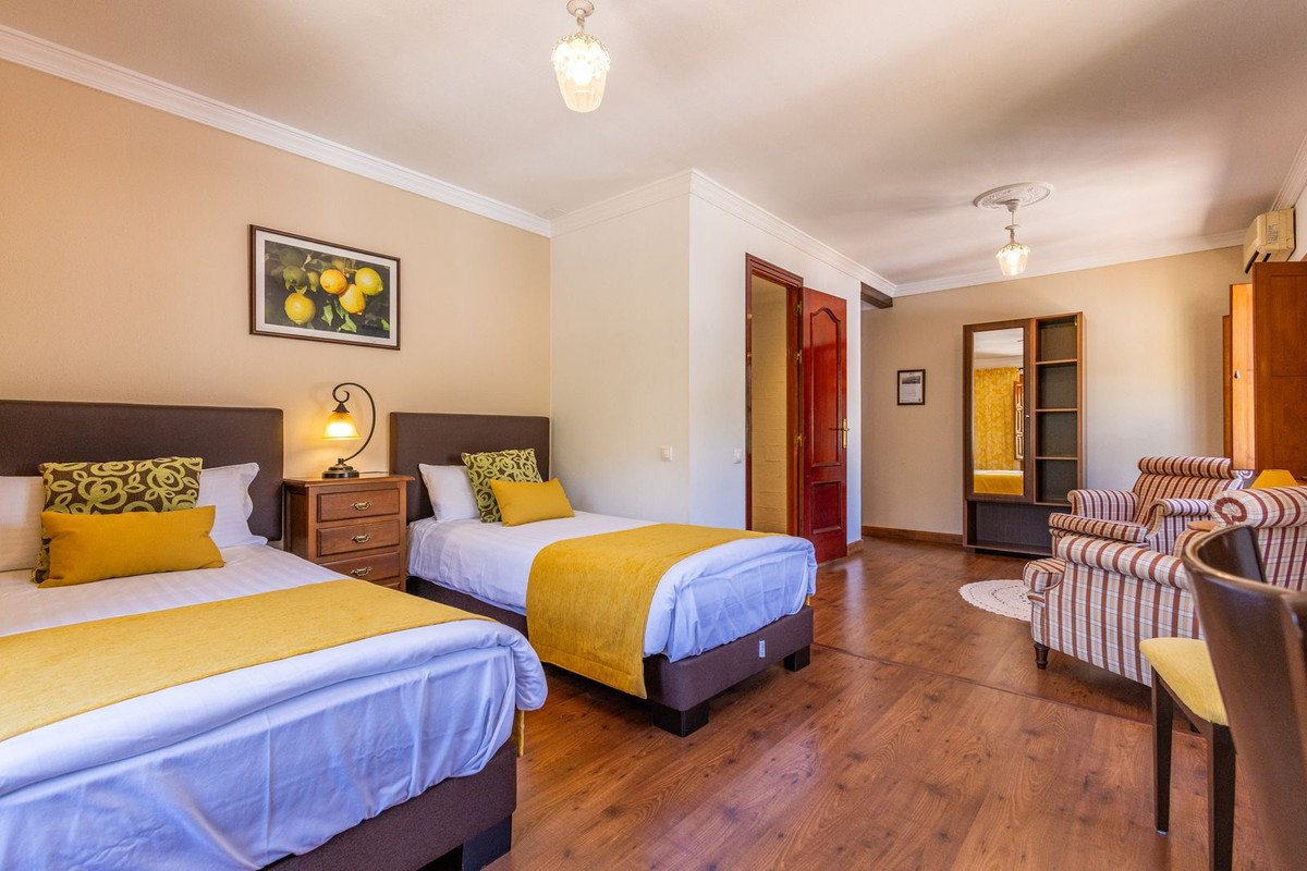 6 Bed Finca - Cortijo in Canillas de Albaida