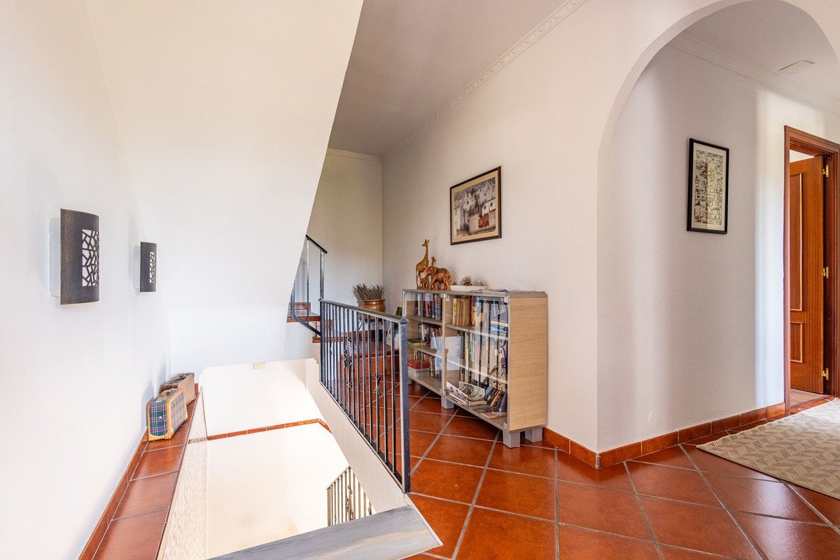 6 Bed Finca - Cortijo in Canillas de Albaida