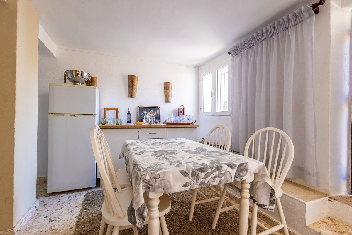 6 Bed Finca - Cortijo in Canillas de Albaida