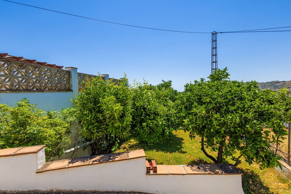 6 Bed Finca - Cortijo in Canillas de Albaida