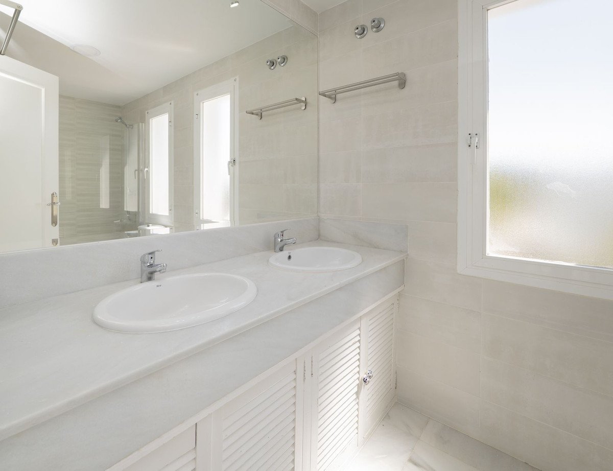3 Bed Detached Villa in Puerto Banús