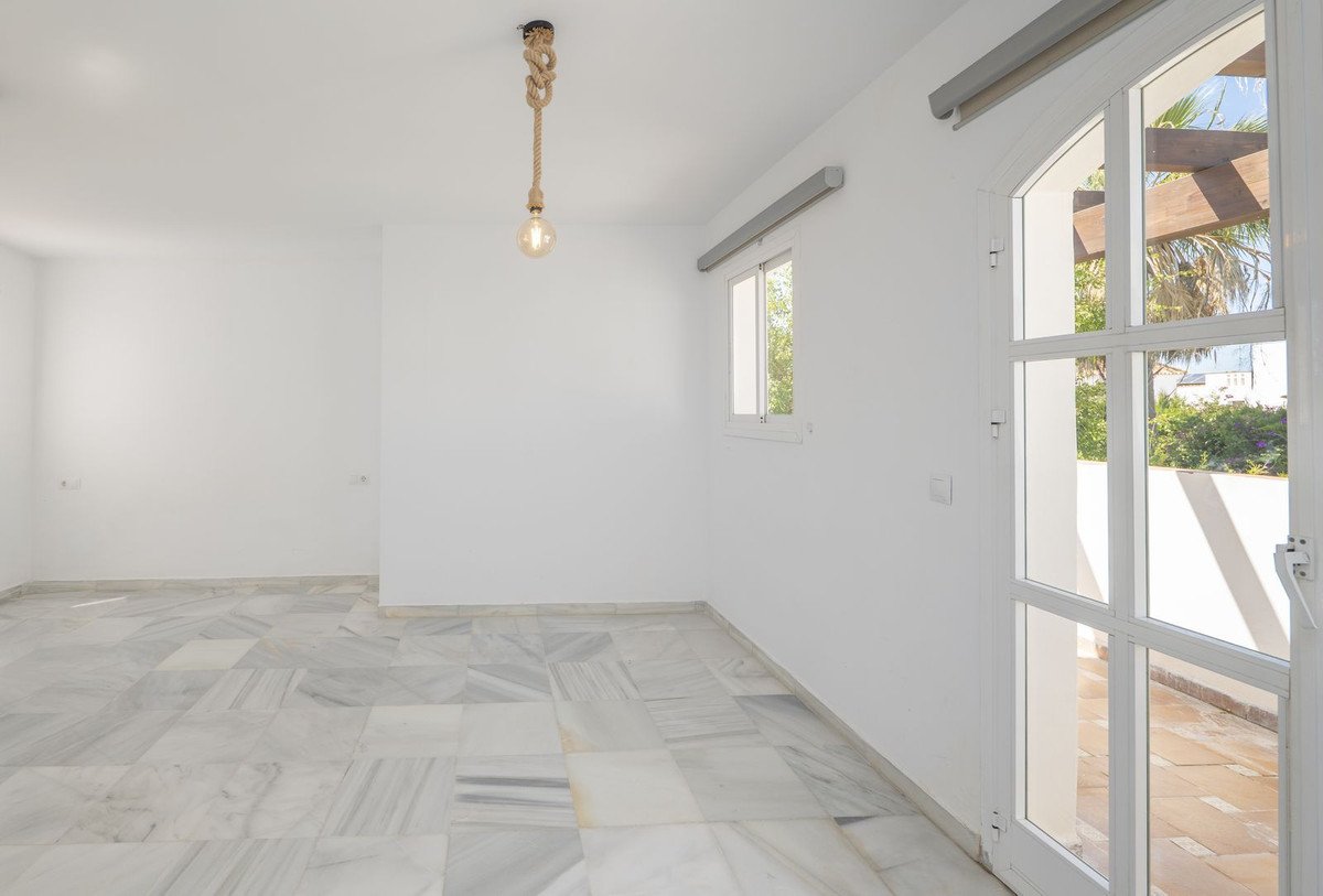 3 Bed Detached Villa in Puerto Banús