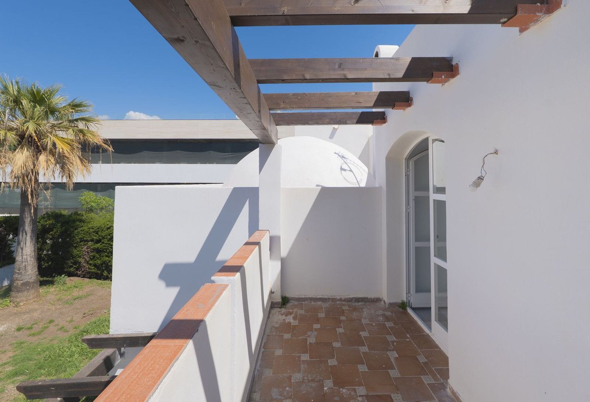 3 Bed Detached Villa in Puerto Banús