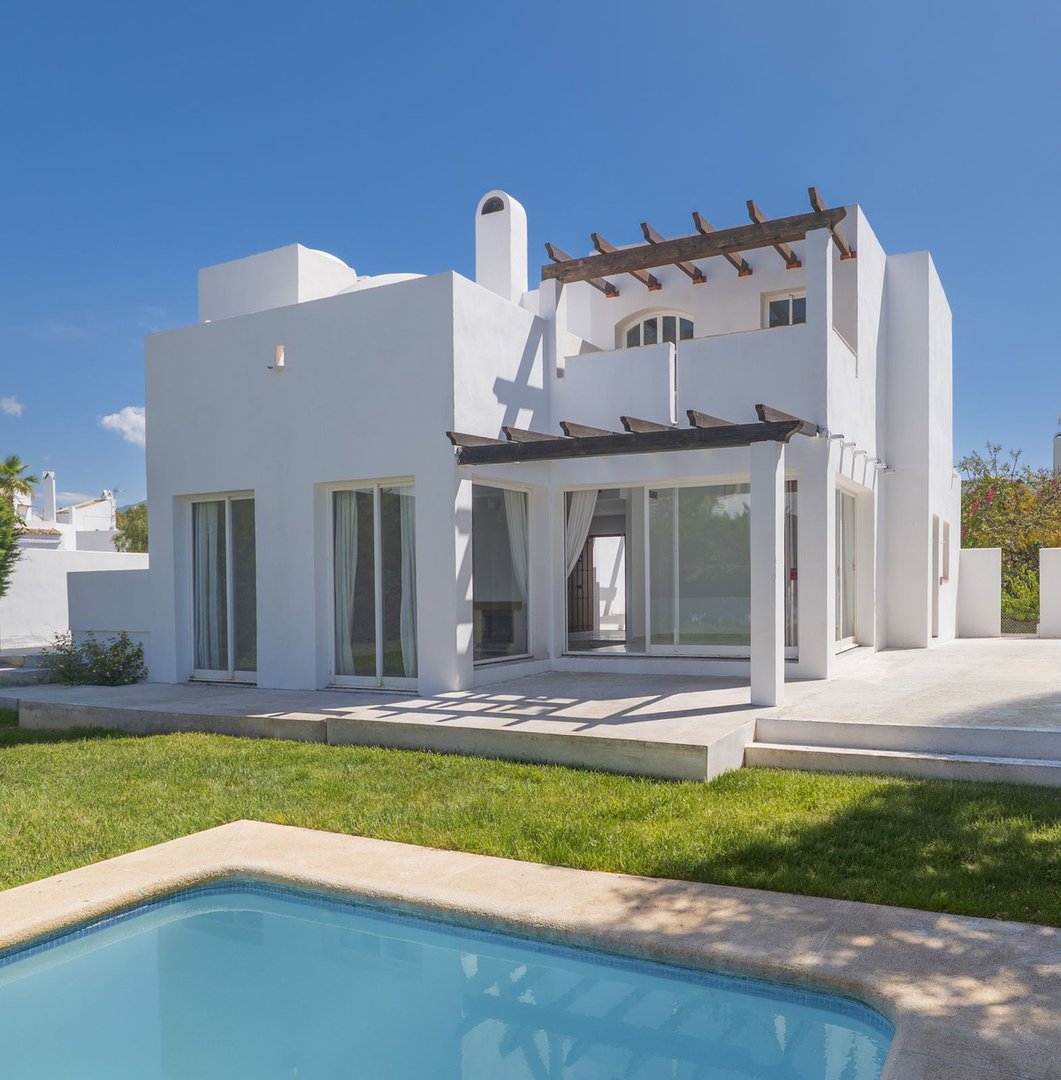 3 Bed Detached Villa in Puerto Banús