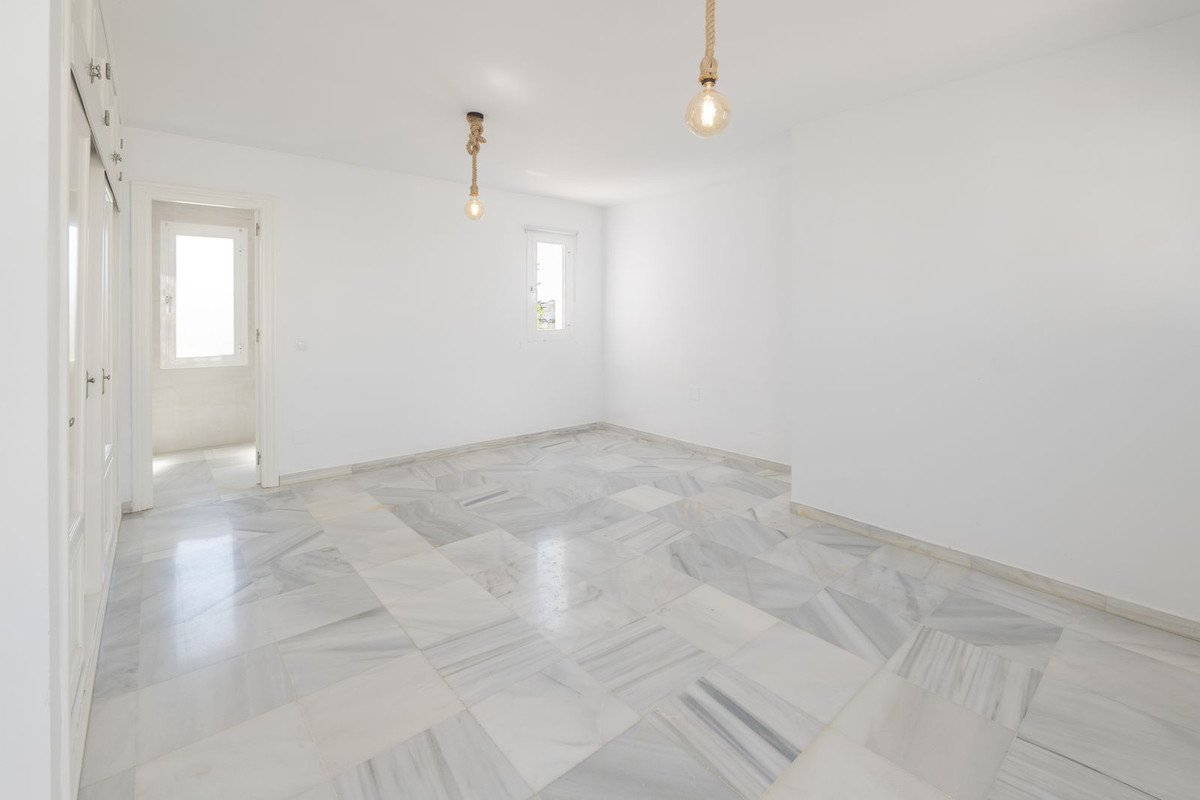 3 Bed Detached Villa in Puerto Banús