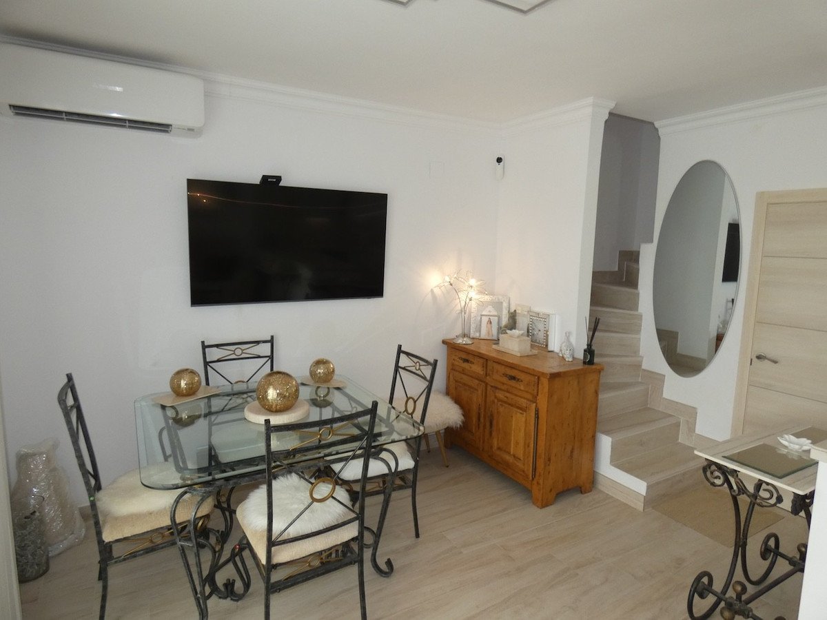 2 Bed Townhouse in Lago Jardin