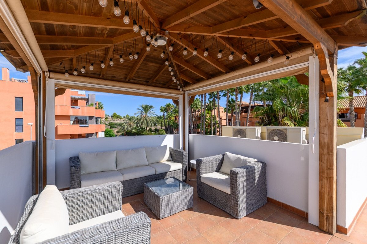2 Bed Ground Floor Apartment in Villamartin