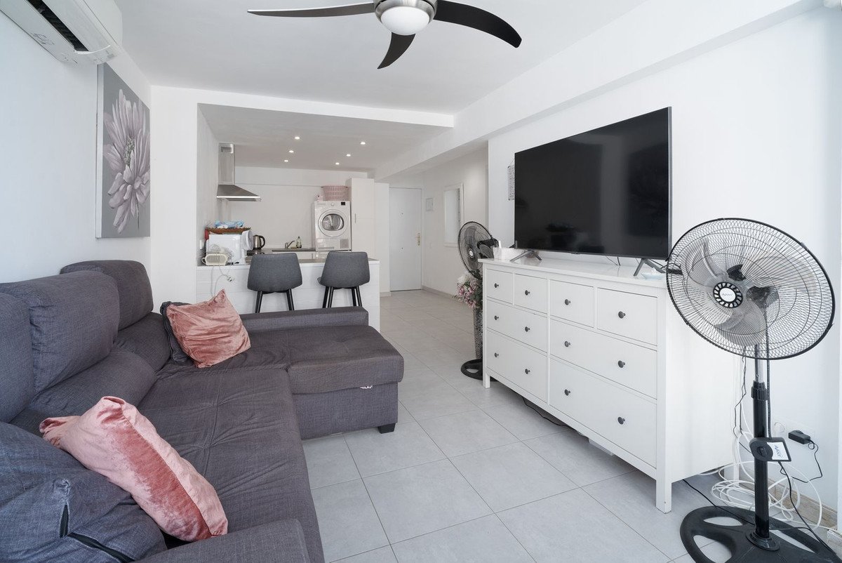1 Bed Middle Floor Apartment in Benalmadena