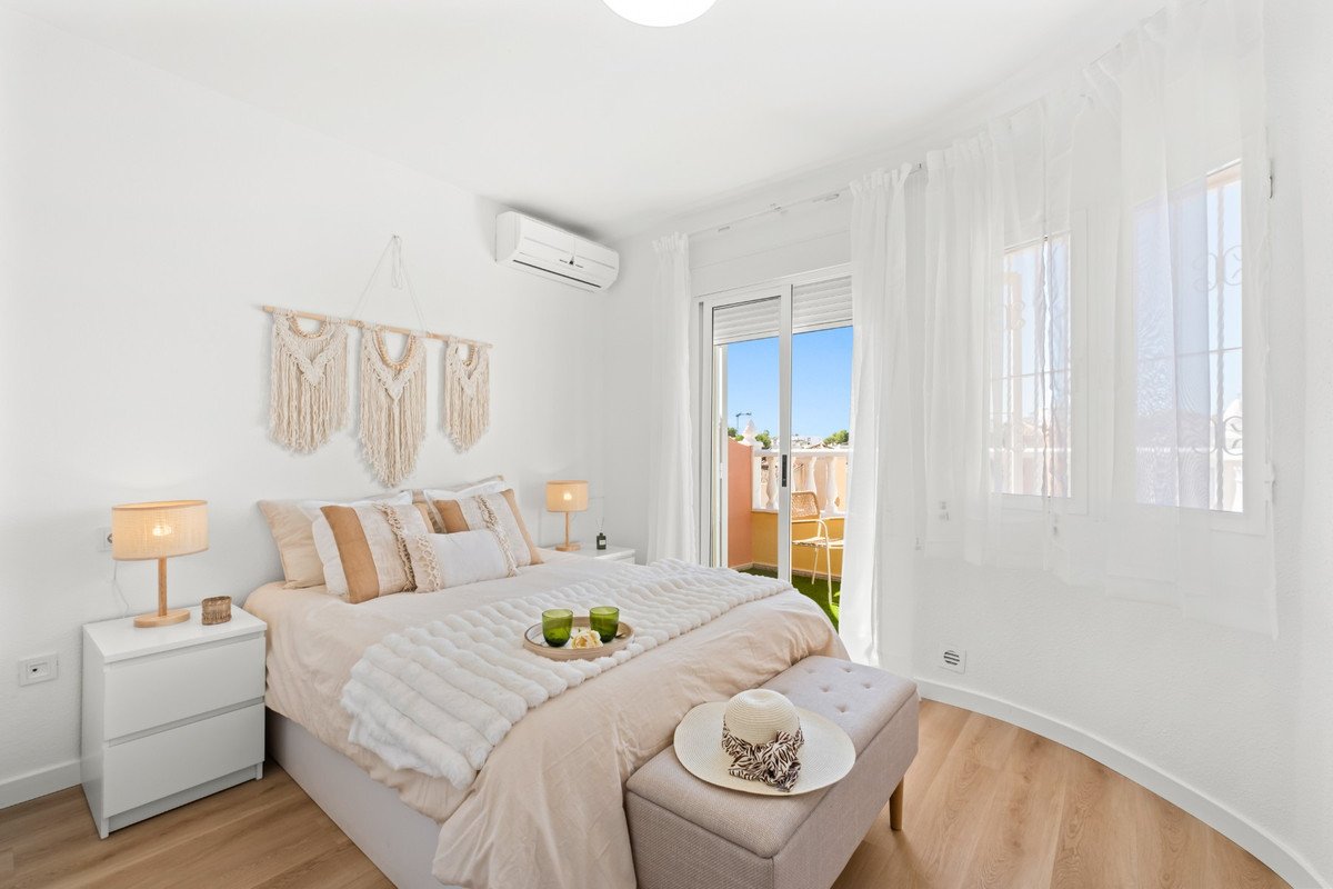 2 Bed Townhouse in Orihuela Costa