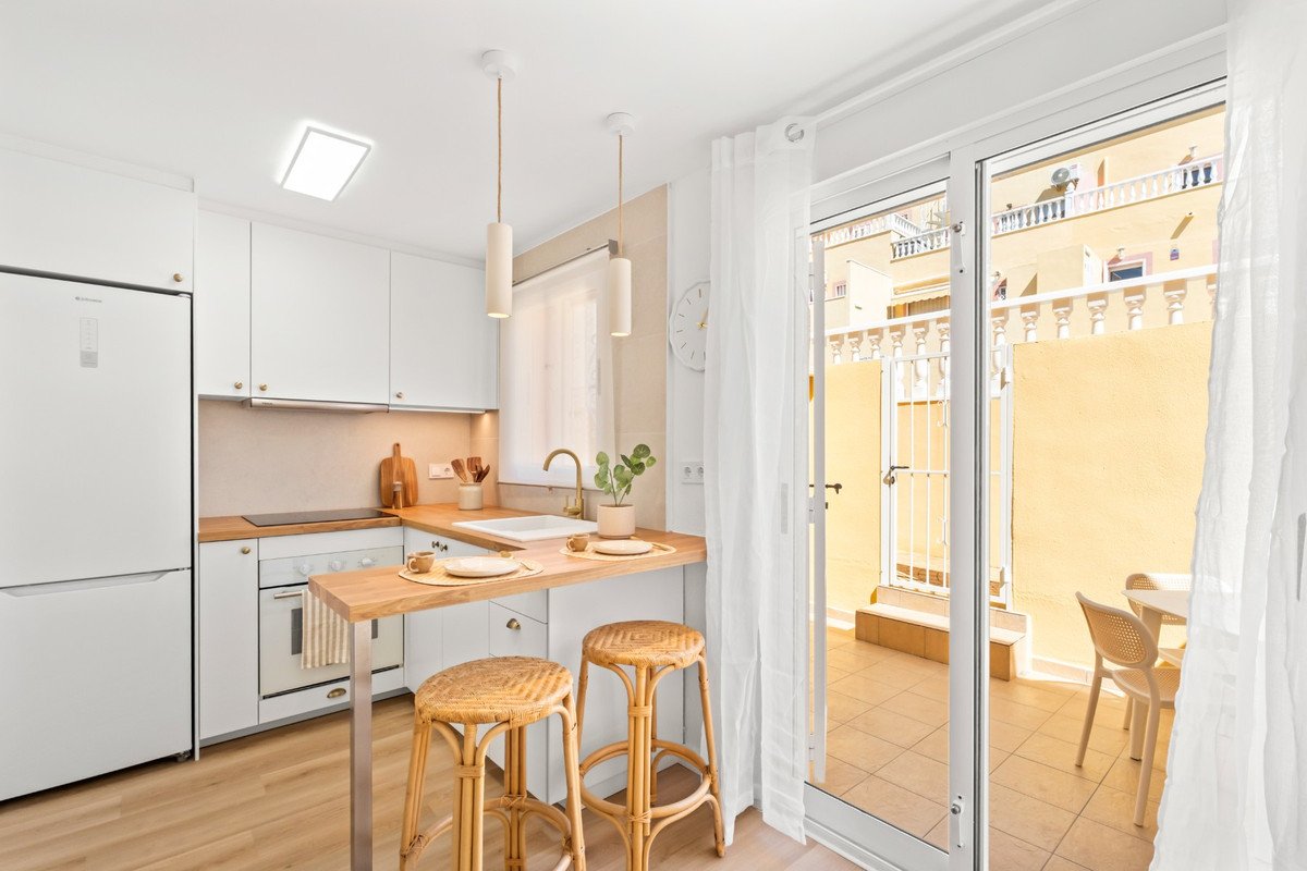 2 Bed Townhouse in Orihuela Costa