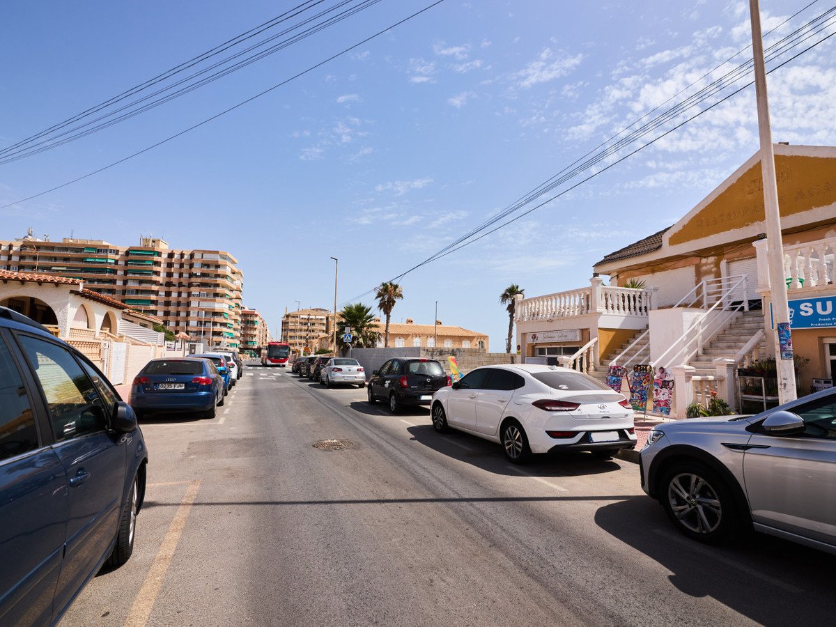2 Bed Detached Villa in La Mata