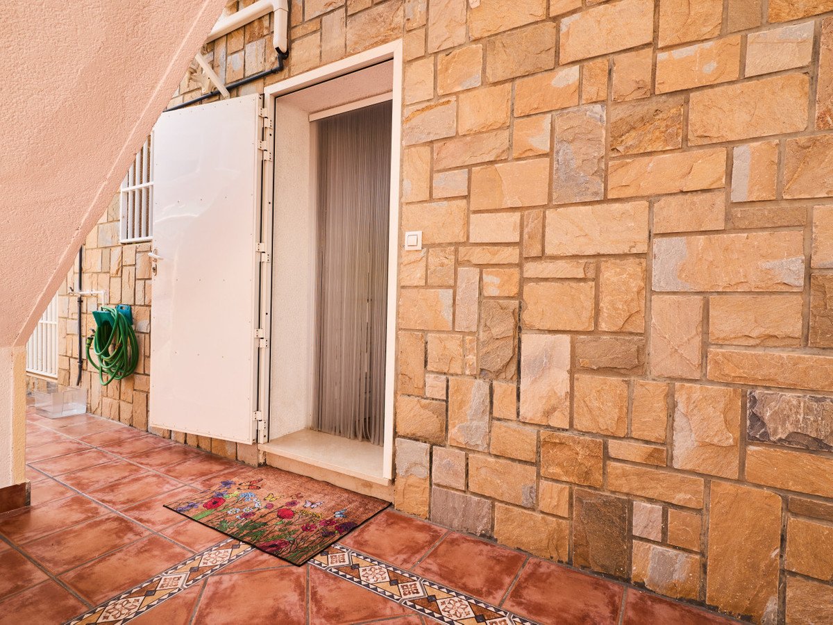 2 Bed Detached Villa in La Mata