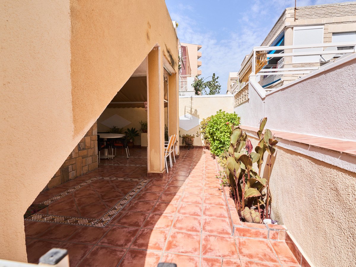 2 Bed Detached Villa in La Mata