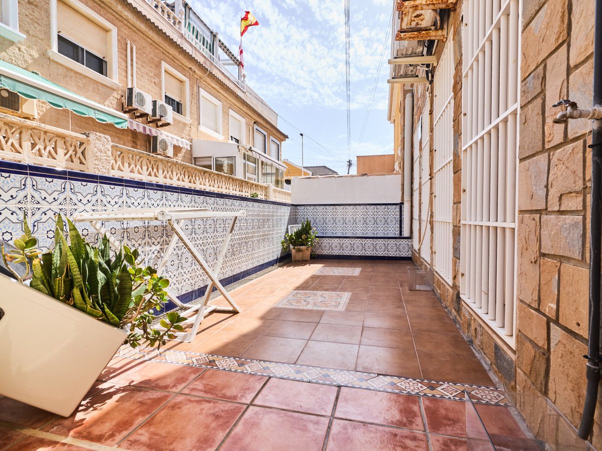2 Bed Detached Villa in La Mata