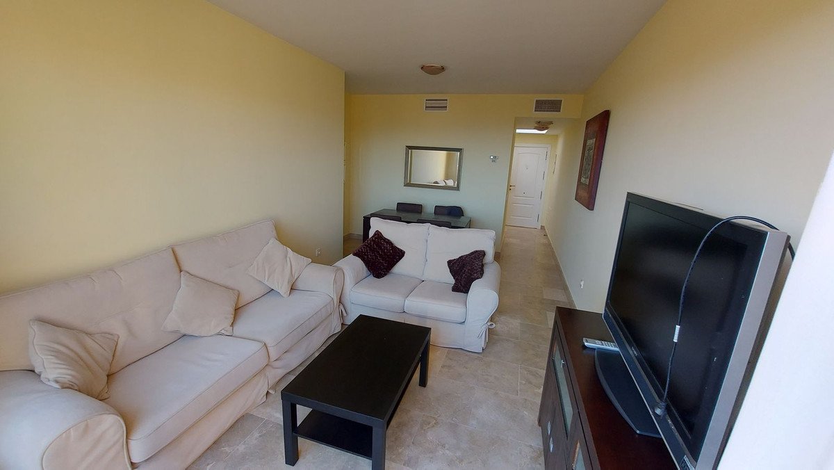 2 Bed Penthouse in La Duquesa