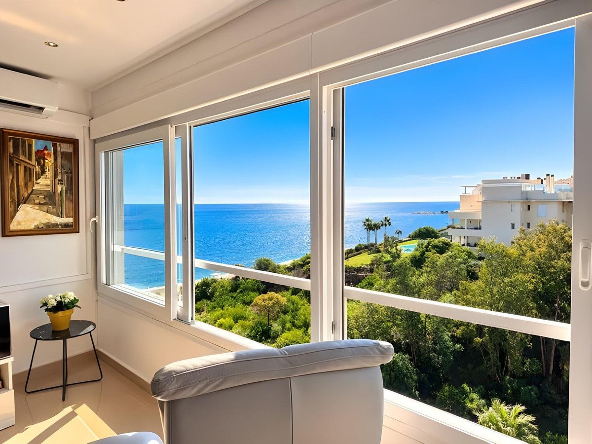 1 Bed Middle Floor Apartment in Mijas