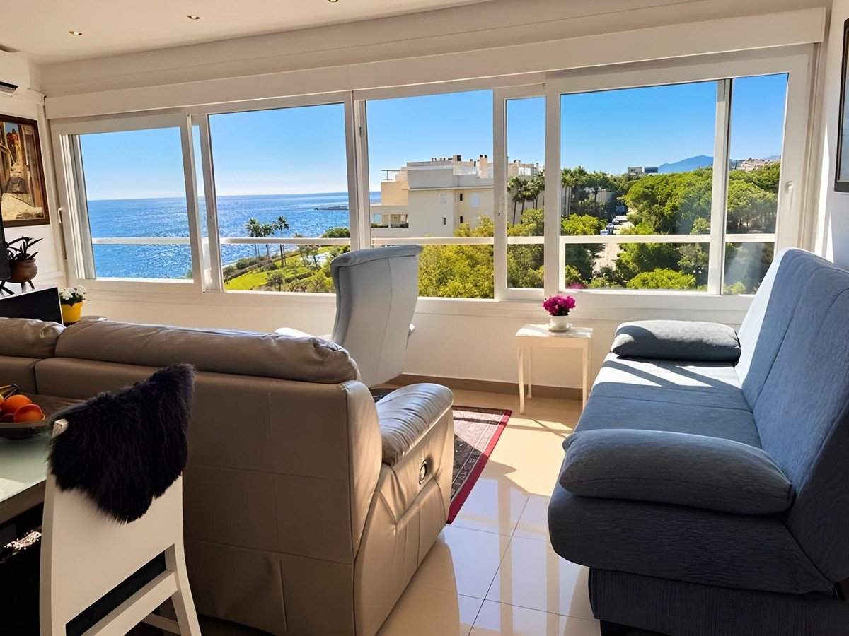 1 Bed Middle Floor Apartment in Mijas