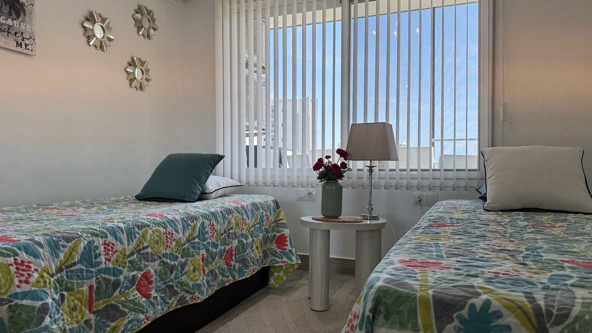 2 Bed Middle Floor Apartment in Benalmadena