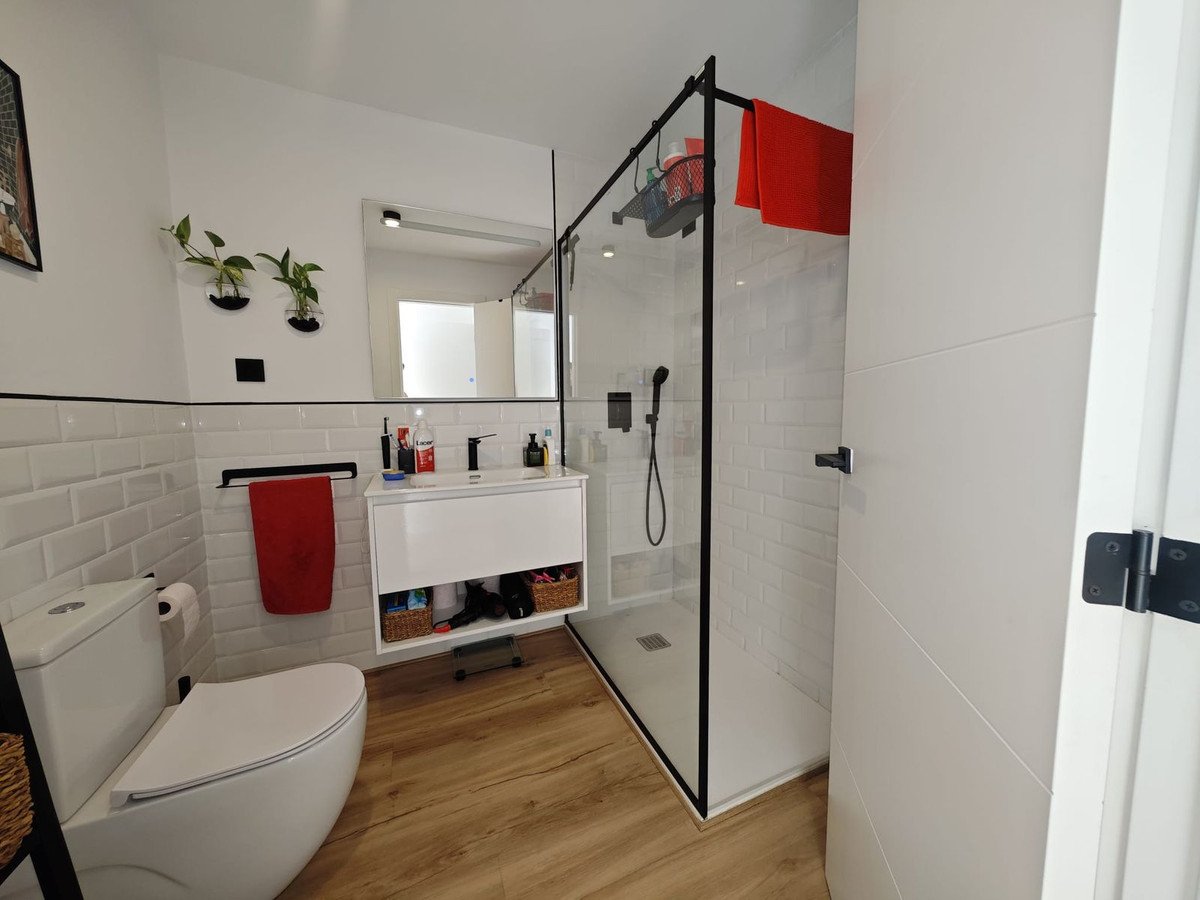 2 Bed Ground Floor Apartment in Benalmadena