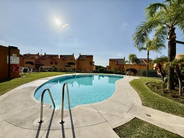 2 Bed Middle Floor Apartment in Marbella
