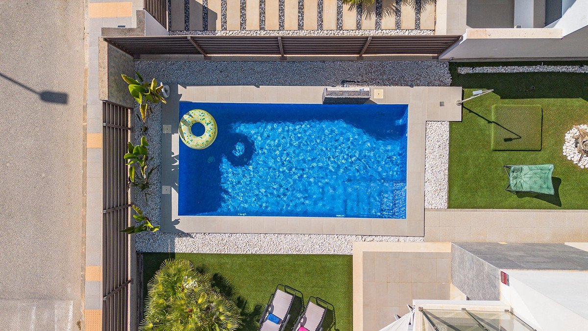 3 Bed Detached Villa in Entre Naranjos