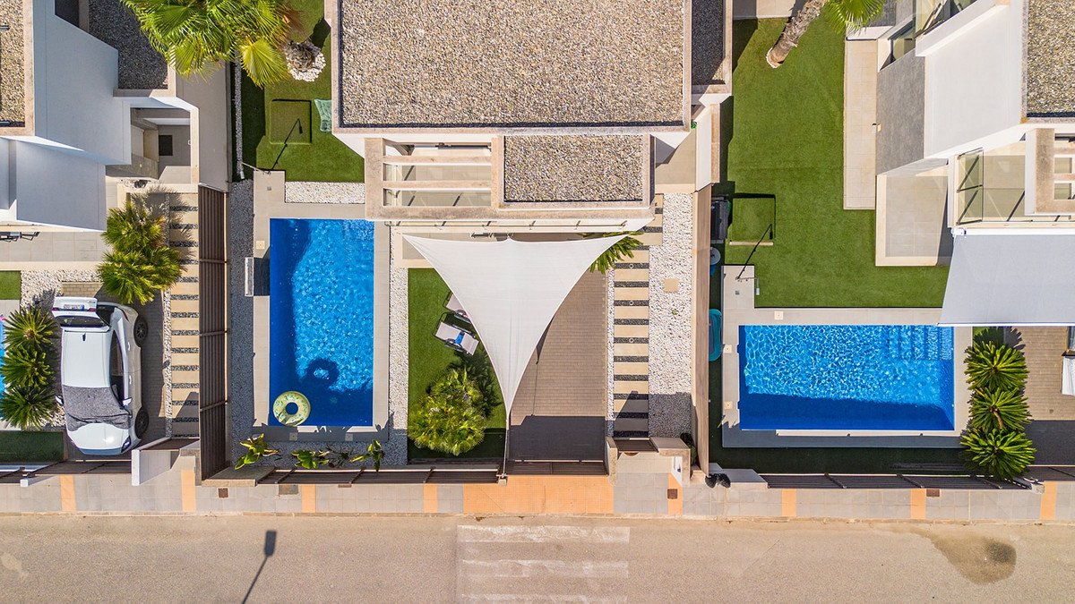 3 Bed Detached Villa in Entre Naranjos