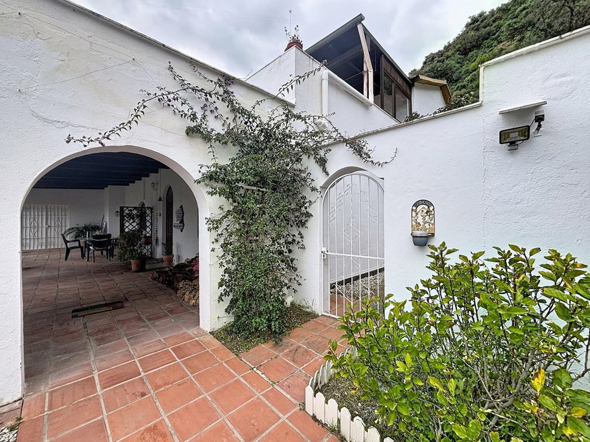 6 Bed Finca - Cortijo in Casarabonela