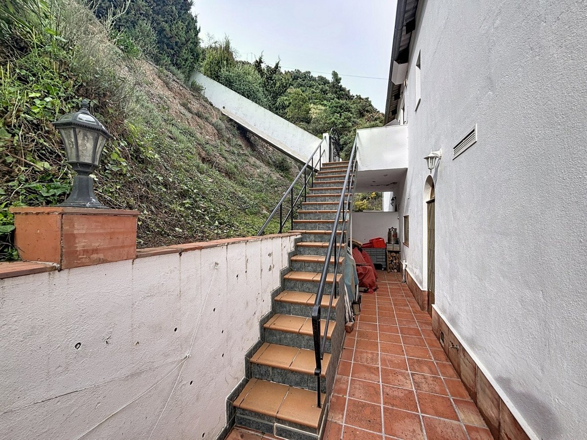 6 Bed Finca - Cortijo in Casarabonela