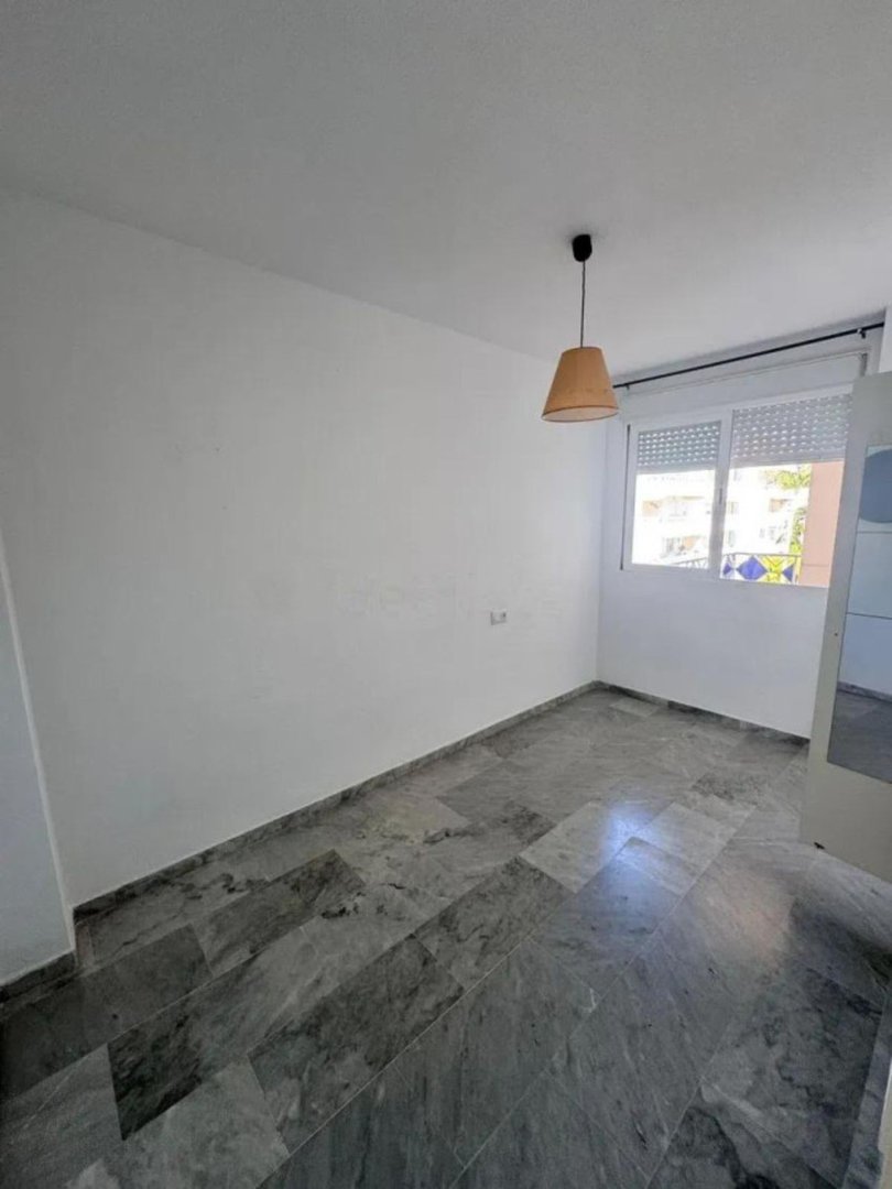 2 Bed Middle Floor Apartment in Marbella